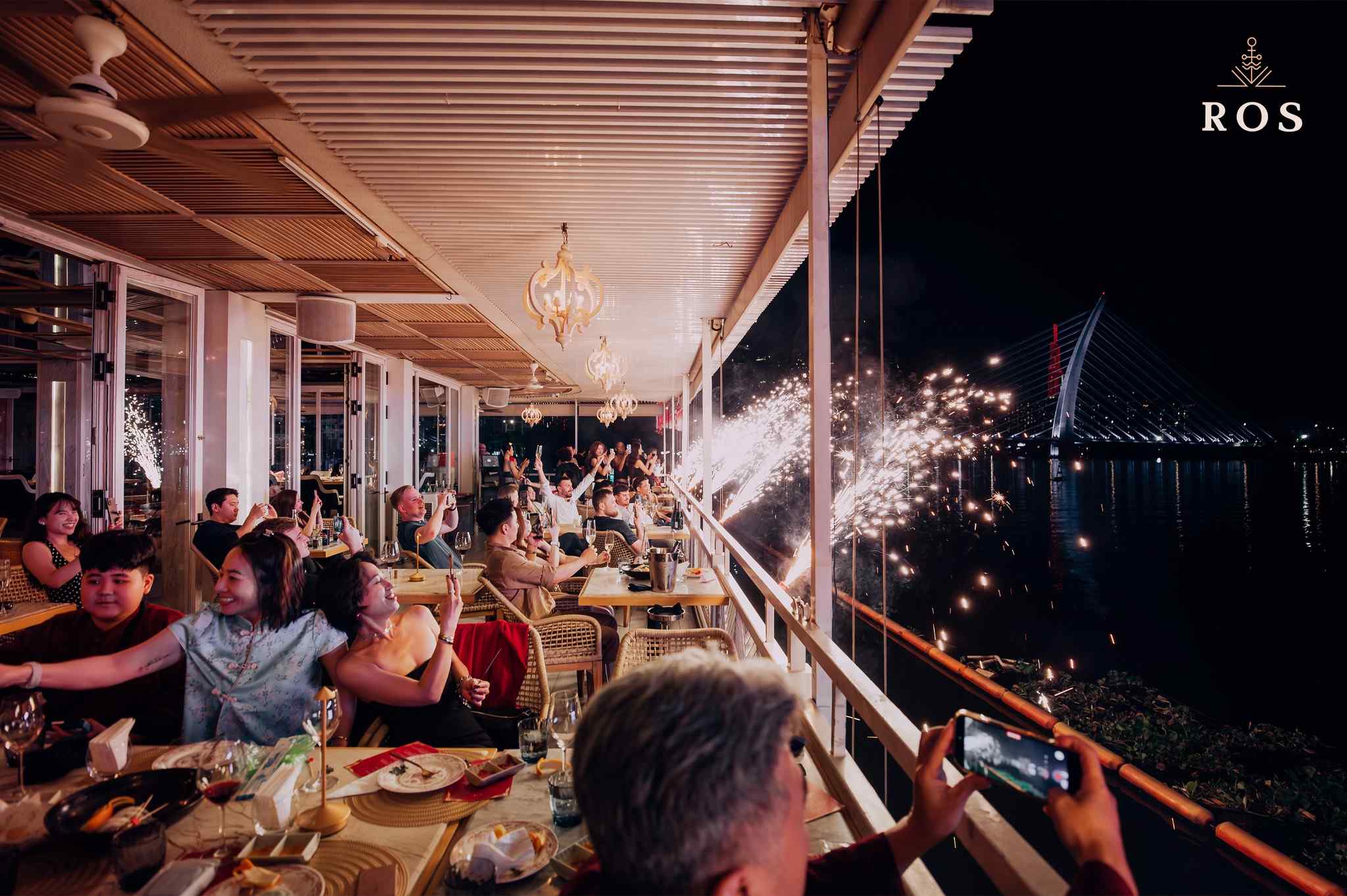 The-Best-Fireworks-Viewing-Spot-for-April-30th-2